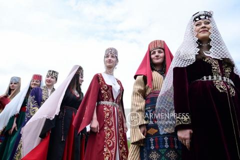Vestimenta, tradiciones y cultura armenia en el VI TarazFest