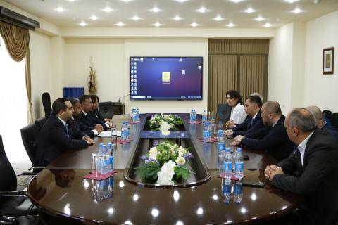 Обсуждены вопросы сотрудничества между мэриями Еревана и Тбилиси