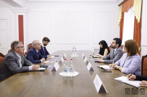MP Sargis Khandanyan receives delegation of Ministry for Europe and Foreign Affairs of Albania