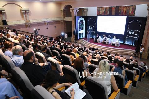 Matenadaran'da Uluslararası Ermeni Bilimi Kongresi başladı
