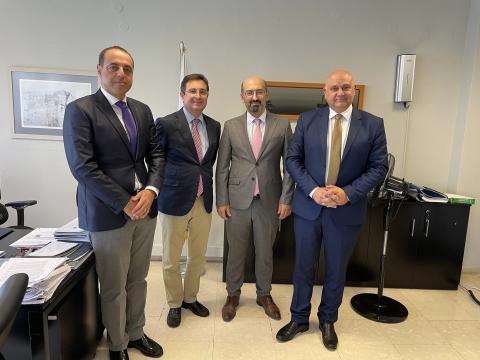 Ermenistan’ın Yunanistan Büyükelçisi, Karadeniz Ticaret ve Kalkınma Bankası Genel Sekreteri'ne Ermenistan'da kaydedilen ekonomik büyüme eğilimlerini sundu