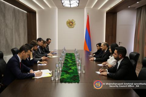 在与“Framatom”公司代表团的会晤中，安全理事会秘书强调了法国在亚美尼亚发展核能领域的兴趣
