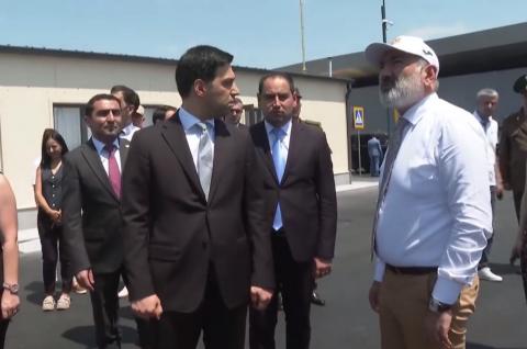 Pachinian a visité le point de passage «Margara» à la frontière arméno-turque