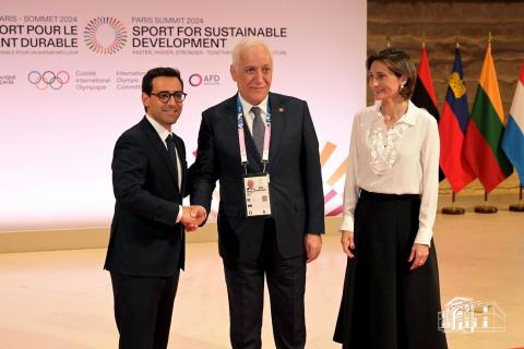 رئیس جمهور جمهوری ارمنستان در اجلاس سران «ورزش برای توسعه پایدار» در پاریس شرکت کرد