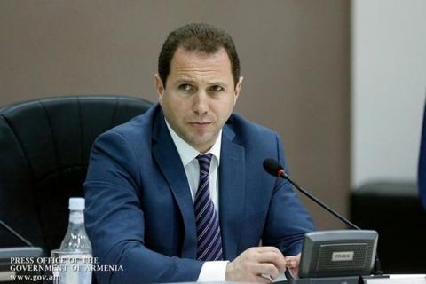 Конституционный суд отказал в рассмотрении дела экс-министра обороны Давида Тонояна