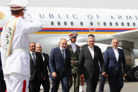 Primer ministro Pashinyan llegó a Irán.