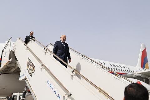 Armenian Prime Minister visits Iran for Pezeshkian inauguration
