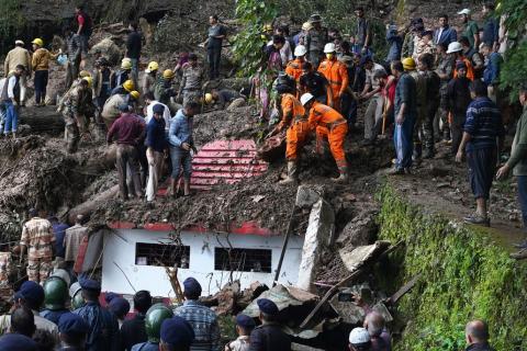 Des glissements de terrain survenus dans l'Etat indien du Kerala ont fait au moins 54 morts