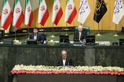 Iranian President expresses readiness to negotiate with the West to ease tense relations