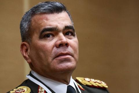 Վենեսուելայի պաշտպանության նախարարը հայտարարել է երկրում հեղաշրջում կատարելու փորձի մասին