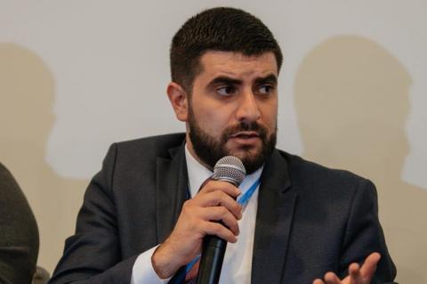 Политолог считает решение начать диалог по либерализации визового режима шагом вперед в отношениях Армения-ЕС