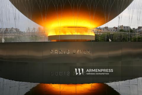 Օլիմպիական խաղերի կրակը Փարիզի սրտում