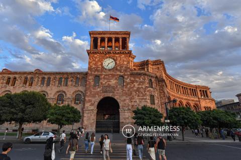 亚美尼亚共和国政府会议 （直播）