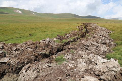 Осуществляется капитальный ремонт водопровода питьевой воды поселков Гегаркуник и Ланджахпюр