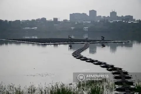 Se realiza un estudio en el lago Ereván con el objetivo de limpiarlo y crear un centro recreativo