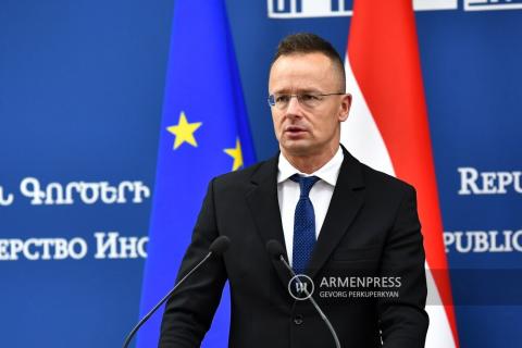 Déplacement du  Ministre hongrois des Affaires étrangères et du commerce extérieur, Péter Szijjártó,  en Arménie