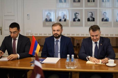 Armenian and Latvian Economy Ministers explore new directions for export and import