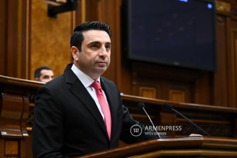 Ulusal Meclis Başkanı, Ermenistan ve Dağlık Karabağ'ın parlamentolararası komisyonunun feshedilmesi gerektiğini düşünüyor