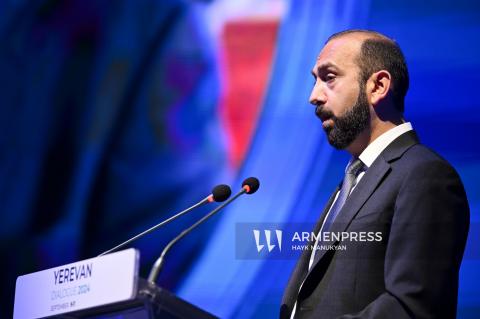 Achieving peace and stability with Azerbaijan is realistic, says Armenian FM