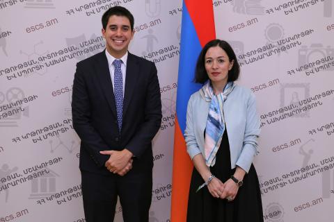 Zhanna Andreasyan se reunió con el jefe de la Oficina de Asuntos de la Juventud del Secretario General de la ONU