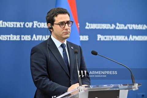 Stéphane Séjourne: “Francia mantendrá su compromiso de vínculos fuertes con Armenia”