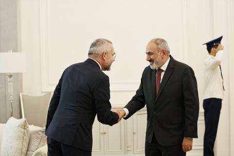 PM Pashinyan receives Chairman of Bundestag Foreign Relations Committee