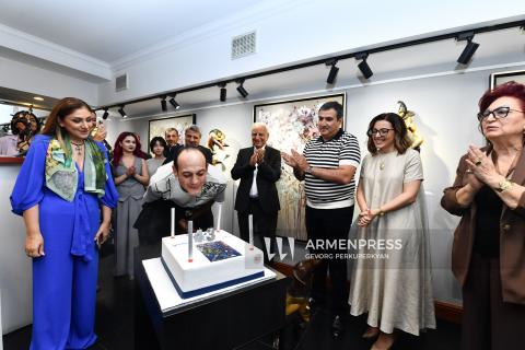 „ავო ხალათიანის თეატრი“ სახელწოდებით გამოფენა