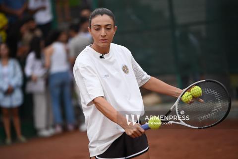 Elina Avanesyan comenzó el torneo de Pekín con una victoria