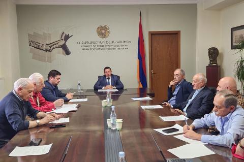 Քննարկվել են Երևանի փոքր կենտրոնի կառուցապատման վերաբերյալ առաջարկները