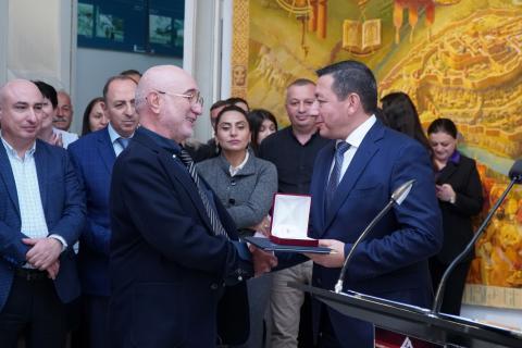 Ճարտարապետության համաշխարհային օրվա առթիվ Քաղաքաշինության կոմիտեի նախագահը պարգևատրել է մի խումբ ճարտարապետների