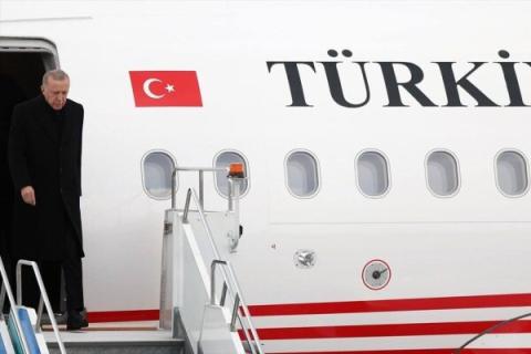 Президент Турции после визита в Албанию отбыл в Сербию