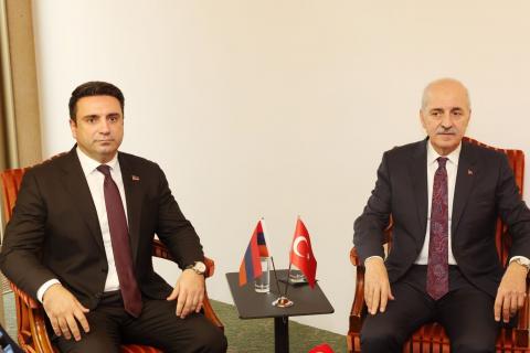 Cenevre'de Simonyan-Kurtulmuş görüşmesi başladı