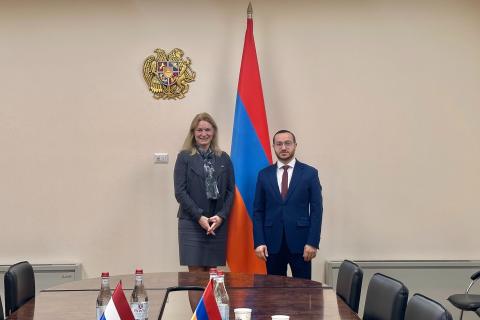 Armenian Minister of High-Tech Industry Mkhitar Hayrapetyan receives Dutch Ambassador Marieke Harriet Monroy-Winter