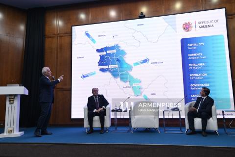 Ermenistan Cumhurbaşkanı, Kazakistan Kamu Yönetimi Akademisi'nde "Barış Kavşağı" projesini sundu