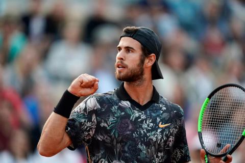 Карен Хачанов вышел в третий круг турнира Almaty open