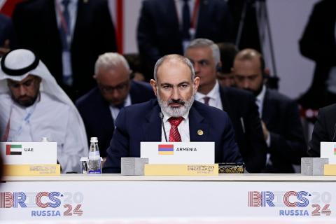 Primer ministro presentó el proyecto "Encrucijada de la paz" en la cumbre de BRICS+