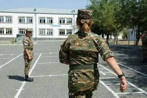 Ministerio de Defensa: “Dos mujeres aplicaron para el reclutamiento del servicio militar obligatorio”