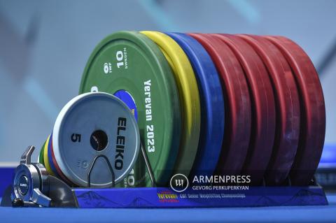 Тяжелоатлет Александр Лазарян — чемпион Европы среди спортсменов до 20 лет