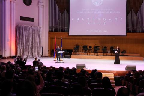 Տեղի է ունեցել ԵՊՀ տնտեսագիտության և կառավարման ֆակուլտետի 90-ամյակին նվիրված հանդիսավոր նիստը