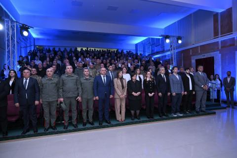 ՀՀ վարչապետի տիկին Աննա Հակոբյանը ներկա է գտնվել ՀՀ Ազգային հերոս Վահագն Ասատրյանի հիշատակին նվիրված հուշ-ցերեկույթին