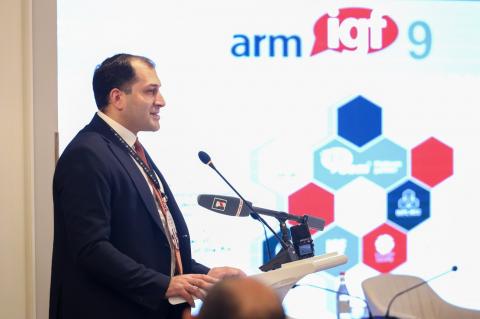 Le vice-ministre de l'Industrie des hautes technologies participe à l'ArmIGF2024