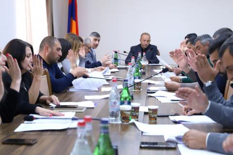 Գավառ համայնքի ավագանու հերթական նիստին քննարկվել են համայնքային մի շարք հարցեր