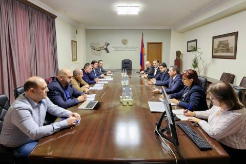 Քաղաքաշինության կոմիտեի նախագահը հանդիպել է կառուցապատողների հետ