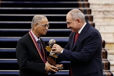 Armenian Prime Minister bestows Global High-Tech Award on Narayana Murthy