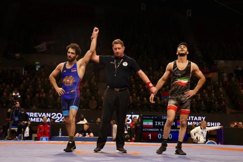 Тигран Минасян завоевал серебро на 37-м Чемпионате мира по борьбе среди военнослужащих