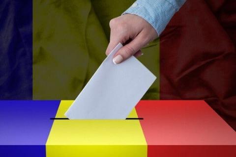 Calin Georgescu takes surprise lead in Romania presidential election