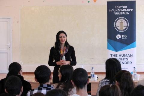Չափազանց կարևոր է, որ դպրոցականներին հետաքրքրում է մարդու իրավունքների պաշտպանության ոլորտը. Անահիտ Մանասյան