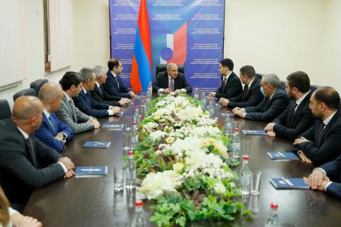 PM Pashinyan introduces Eduard Hakobyan as Chairman of State Revenue Committee