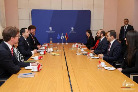 Ararat Mirzoyan y Joakim Strand conversaron sobre la cooperación Armenia-Estados Unidos - Unión Europea para fortalecer la resiliencia de Armenia