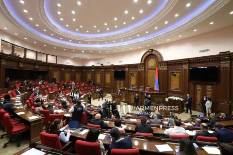 Парламент Армении продолжит работу очередного заседания